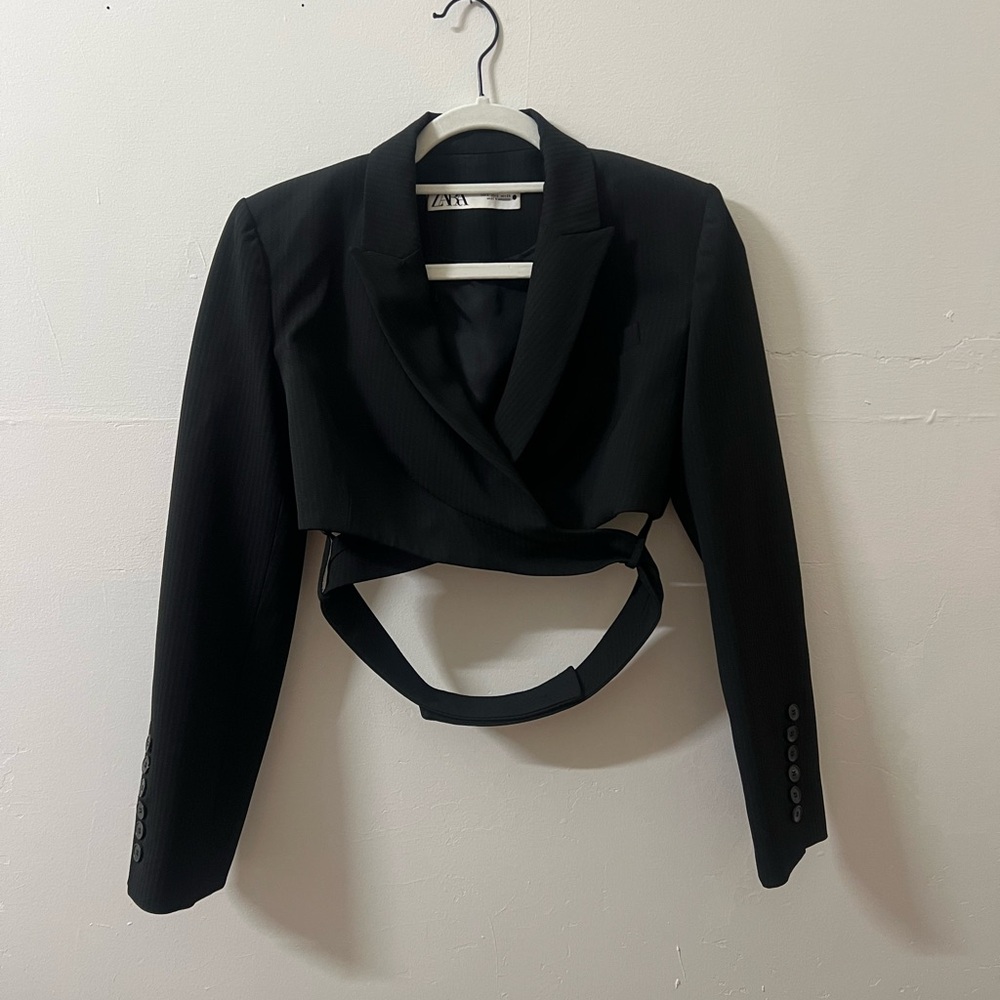 Zara Elegant Black Pinstripe Blazer